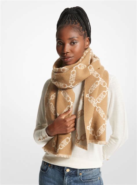 michael kors jacquard scarf.